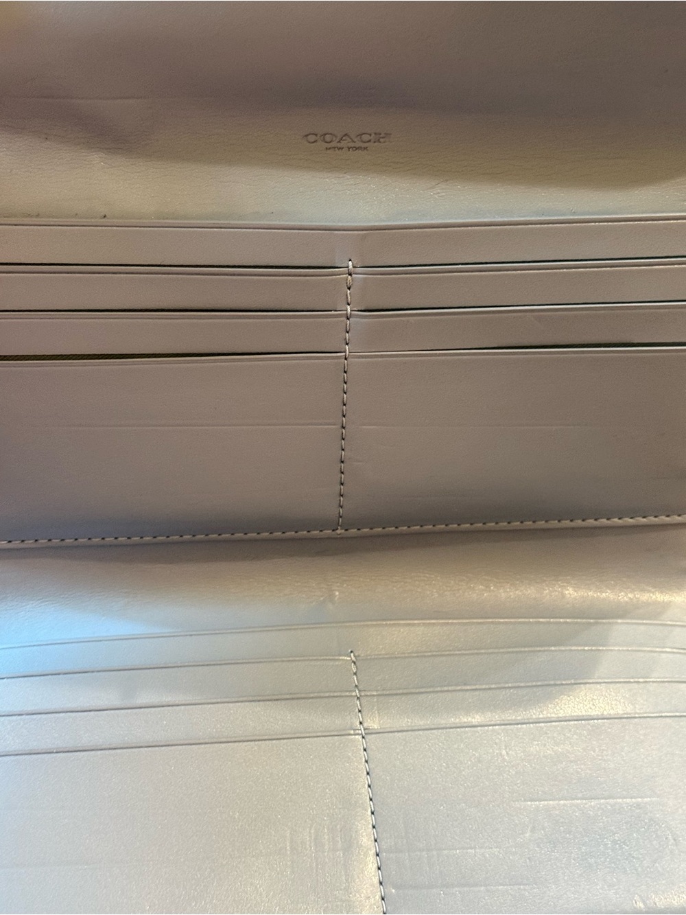 Coach Two-Tone Signature Continental Wallet - Picture 4 of 10